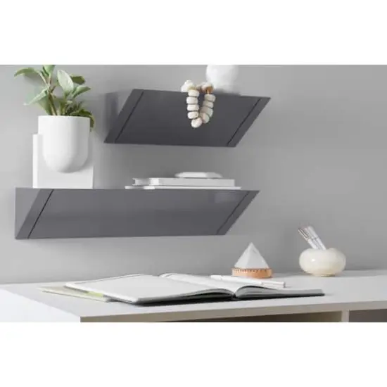 Krylon&reg; D&eacute;cor Selects Matte Paint & Primer Deep Gray {6}