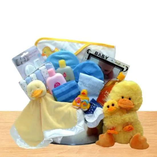 Deluxe Bath Time Baby New Baby Boy Basket {1}