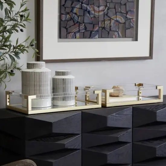 CosmoLiving by Cosmopolitan Gold Metal Mirrored Tray Set {3}