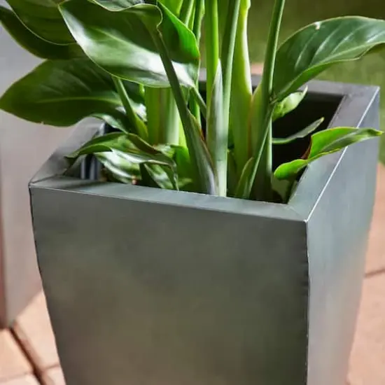 Gray Metal Modern Planter Set {4}