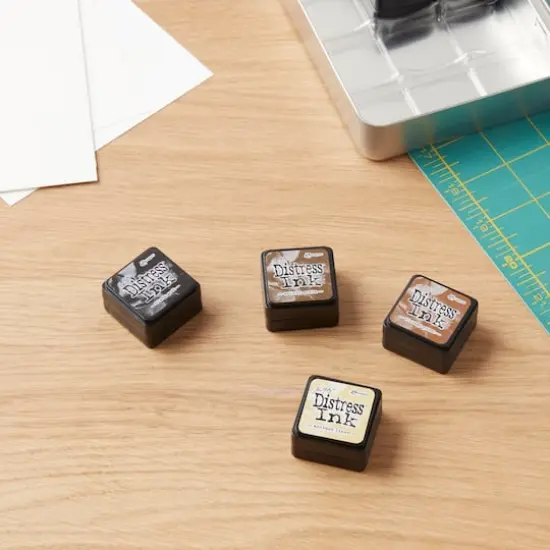 Tim Holtz® Distress Ink Pad Mini Kit no 3 Antique Linen/Vintage Photo/Walnut Stain/Black Soot {4}