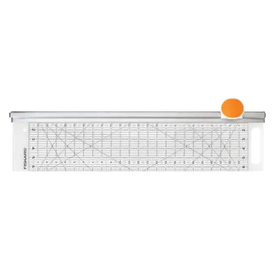 Fiskars&reg; Rotary Cutter & Ruler Combo Tool {9}