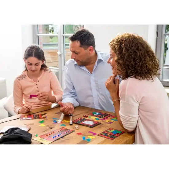 Thames & Kosmos Ubongo Puzzle Game {7}