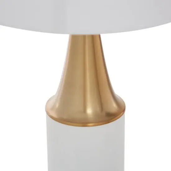 CosmoLiving by Cosmopolitan White Metal Traditional Table Lamp, 21" x 12" x 12" {4}