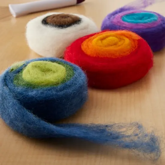 Dimensions&reg; Brilliant Color Roving Rolls {3}