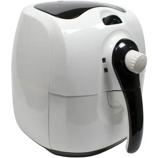 Brentwood White 3.7qt. 1400 Watt Electric Air Fryer {8}