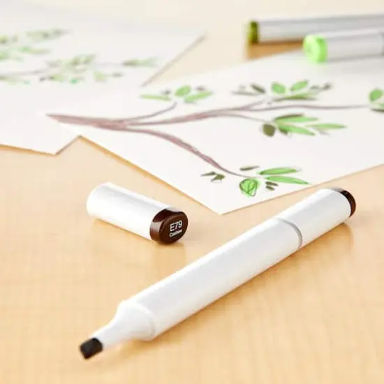 Copic&reg; Sketch Marker, EarthsE79 Cashew {3}