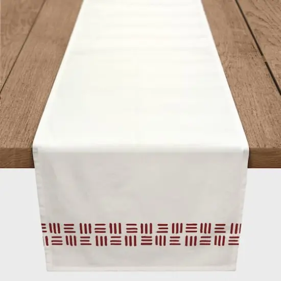 Wicker Border Indoor/Outdoor Table Runner Red {3}