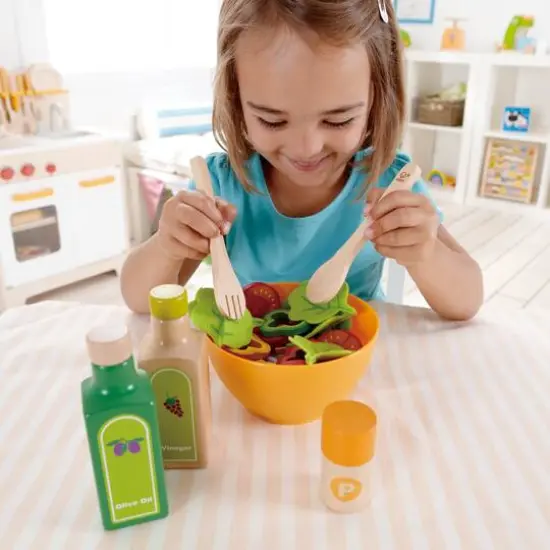 Hape Garden Salad Kitchen Food Playset {5}