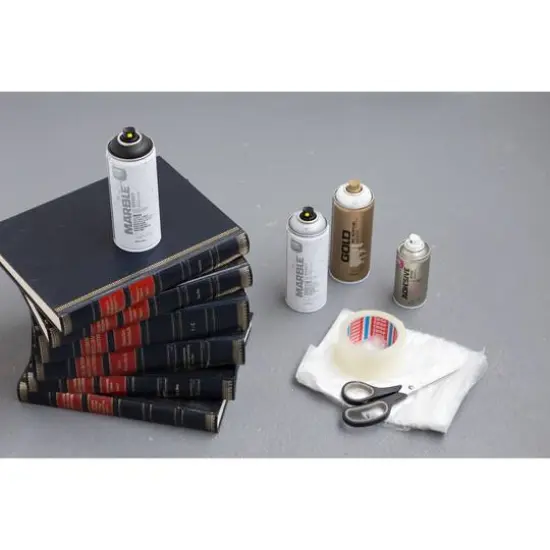 Montana&trade; Cans 400mL MARBLE Effect Spray Paint Black {9}