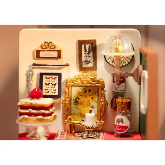 Rolife&reg; Holiday Living Room DIY Miniature Kit {6}
