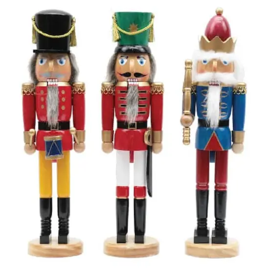 Santa's Workshop 15" European Nutcracker Set {1}