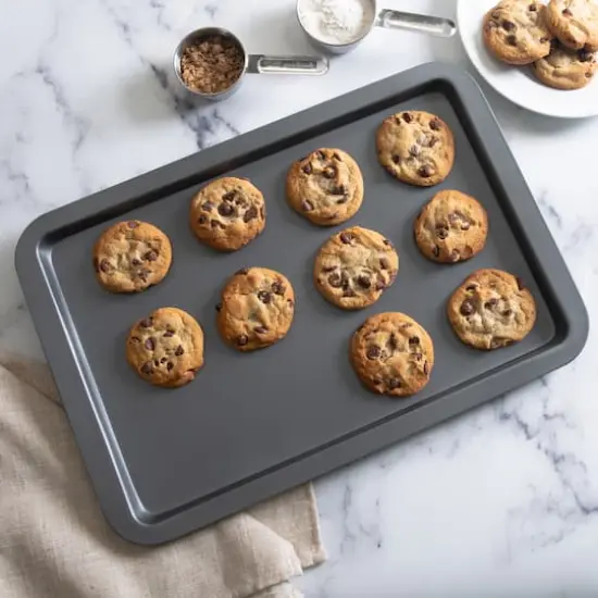 Kitchen Details Medium Nonstick Baking Sheet {3}