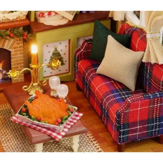 Wizardi Miniature Roombox Hut Dollhouse Kit {4}