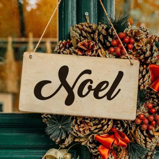 Leisure Arts&reg; Vinyl Matte Black Noel Decal {3}