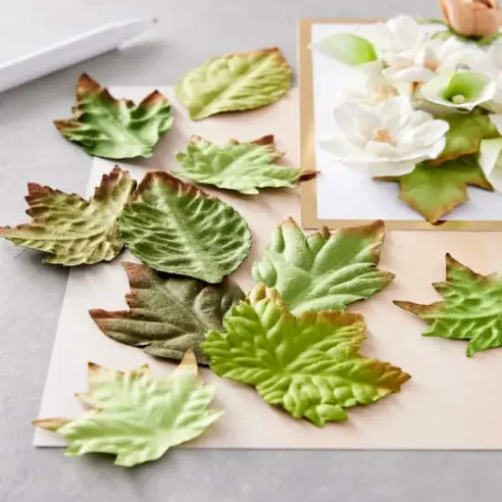 Green Paper Leaf Embellishment Set by Recollections&trade; {3}