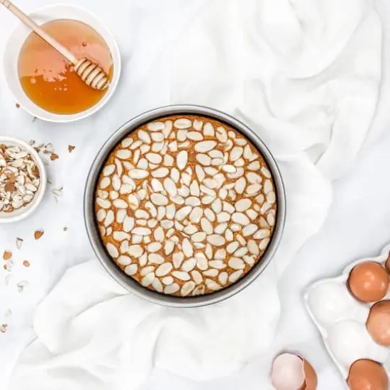 USA Pan&reg; 8" Round Cake Pan {3}