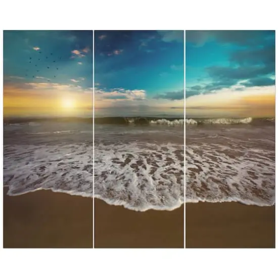 Designart - Ocean Waves at Sunrise - Sea & Shore Photography on Wrapped Canvas set {1}