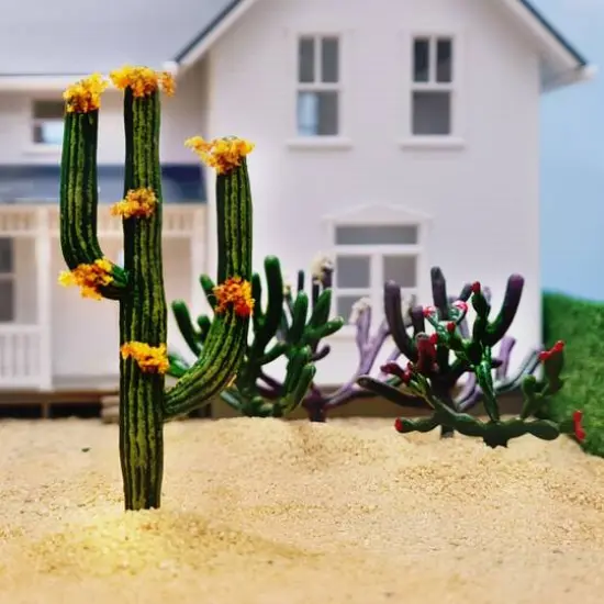 JTT Scenery Products Mini Cactus Plants {4}