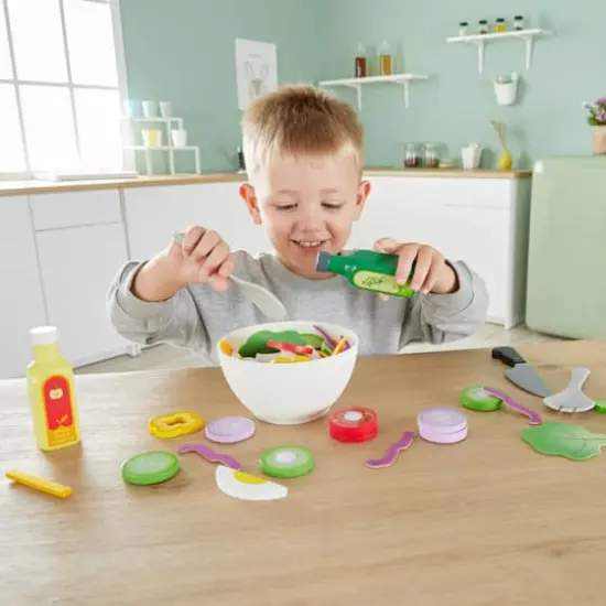 Hape Kitchen Healthy Salad Food Playset {6}