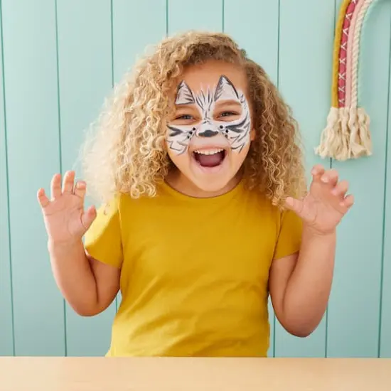 Snazaroo&trade; Adventure Face Paint Kit {3}