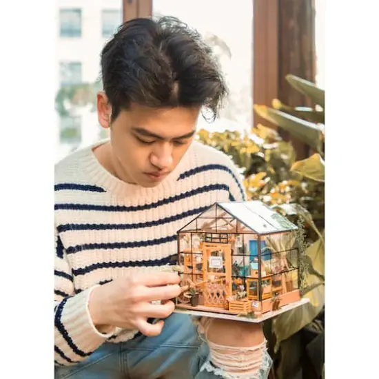 Rolife&reg; Cathy's Flower House DIY Miniature House Kit {8}