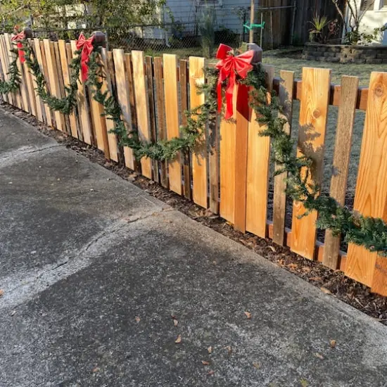 100ft. Green Commercial Canadian Pine Garland {6}