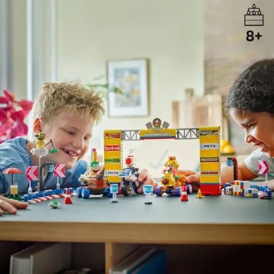 LEGO&reg; Super Mario&trade;: Mario Kart&trade; &ndash; Baby Peach & Grand Prix Set, Racing Toy 72036 {5}