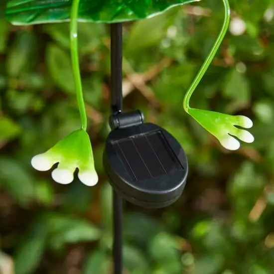 Glitzhome&reg; 39" Solar Lighted Frog Garden Stake {8}