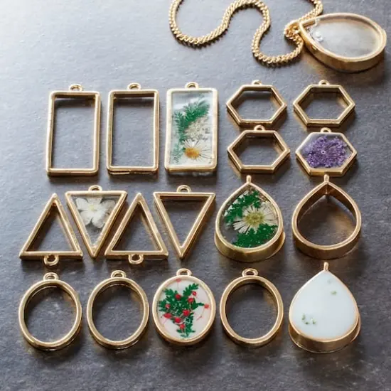 Blue Moon Studio™ UV Resin Craft Gold Simple Shapes Fillable Metal Charm Set {6}