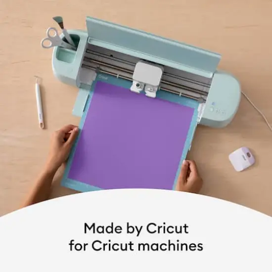 Cricut&reg; Premium Vinyl&trade;, Removable Light Purple {4}