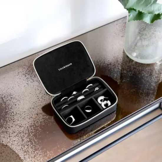 Lilarie & Co. Travel Jewelry Box Black {4}