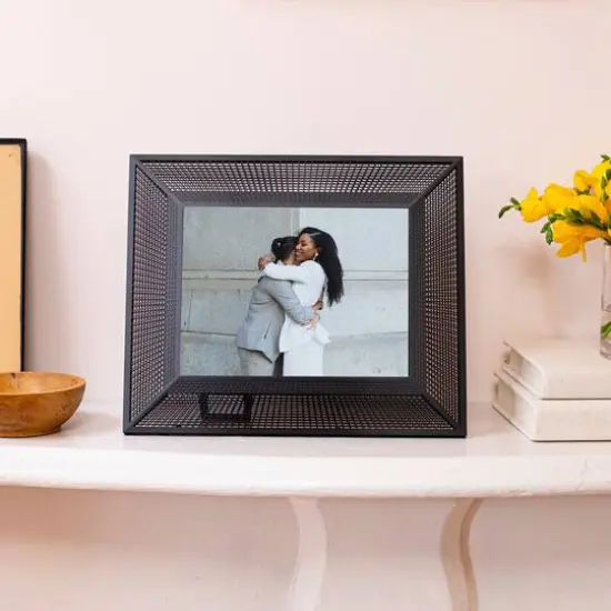 Aura Frames Black Onyx Smith Frame with Speaker {3}