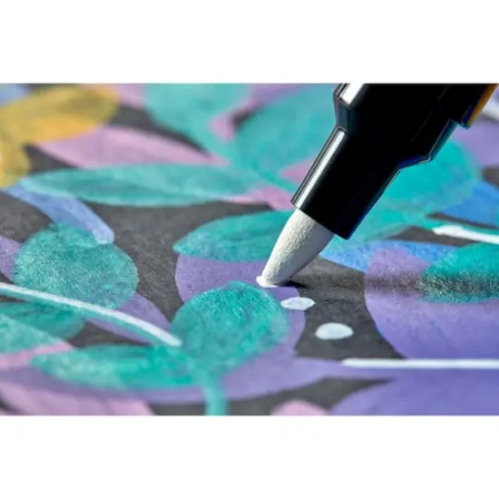 Sharpie&reg; Black & White Bullet Tip Creative Markers {3}