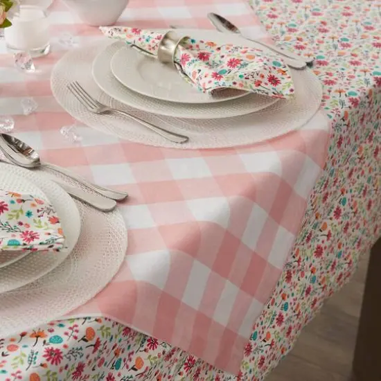 DII&reg; 40" Buffalo Check Table Topper Pink {7}