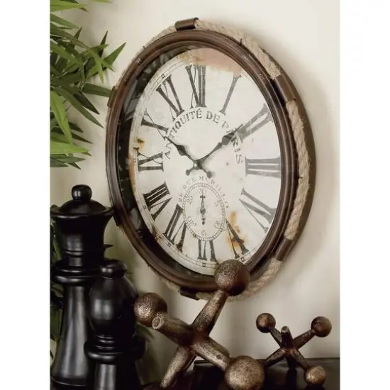 White Coastal Metal Wall Clock {9}