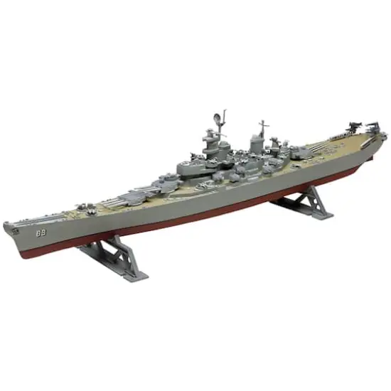 USS Missouri Battleship Plastic Model Kit {3}