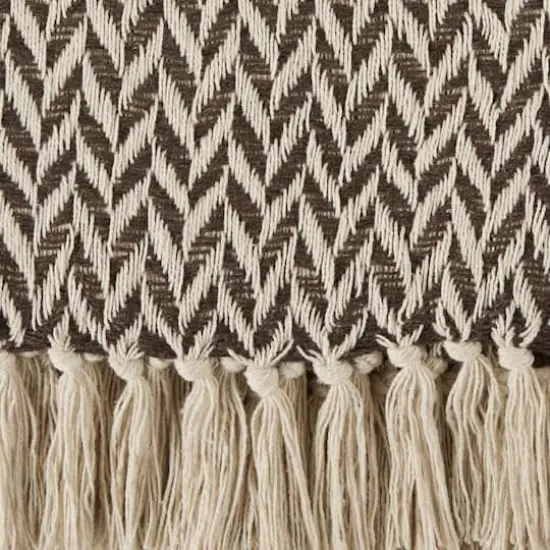 DII&reg; Zig-Zag Throw Dark Brown {5}