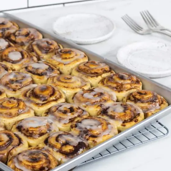 USA Pan&reg; Half Sheet Pan {4}