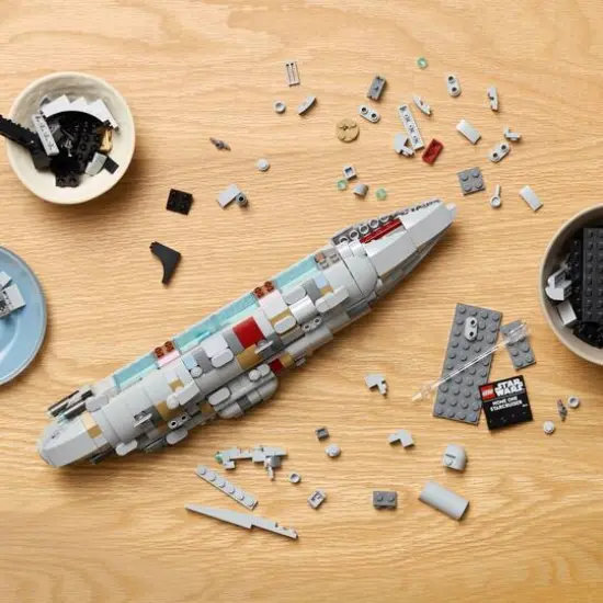 LEGO&reg; Star Wars&trade; Home One Starcruiser, Buildable Starship Model Kit 75405 {6}