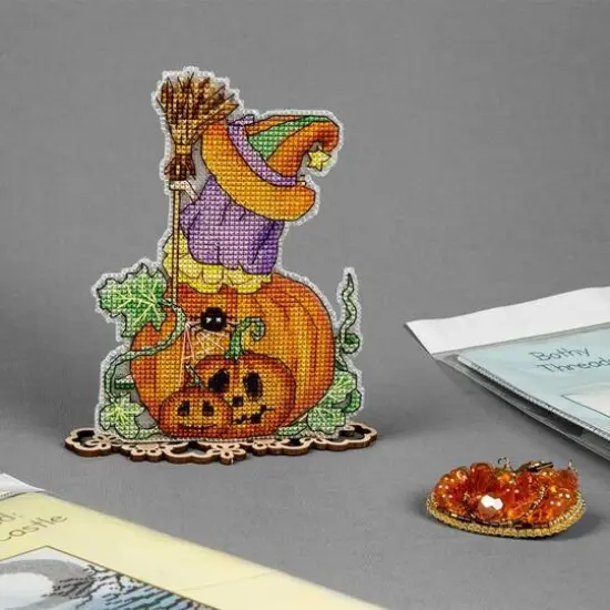 Crystal Art Plastic Canvas Counted Cross Stitch KitHappy Halloween {4}