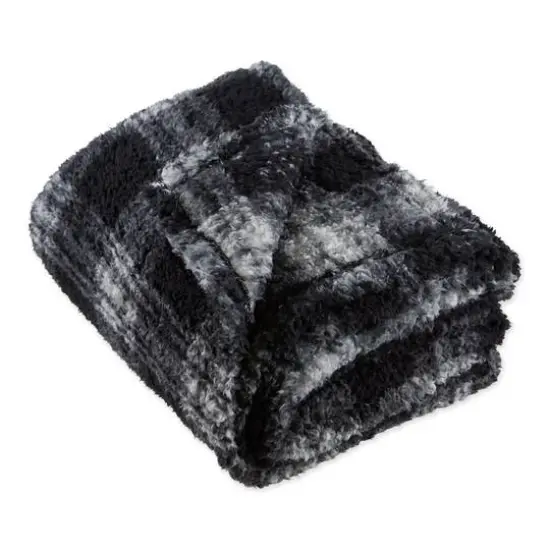 DII&reg; Black Farmhouse Plush Plaid Throw {1}