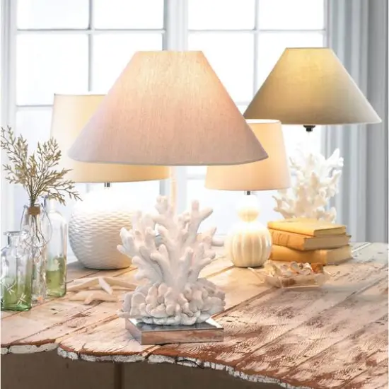 20.5'' White Coral Lamp {3}