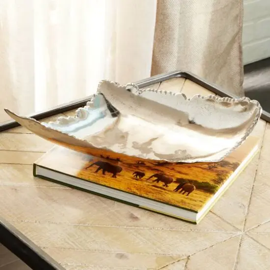 CosmoLiving by Cosmopolitan 16" Silver Aluminum Contemporary Tray {8}