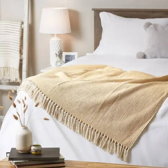 DII&reg; Handloom Chevron Throw Honey Gold {4}