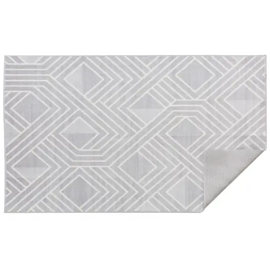 Gray Geometric Diamond Print Traditional Washable Area Rug by Ashland&reg; {3}
