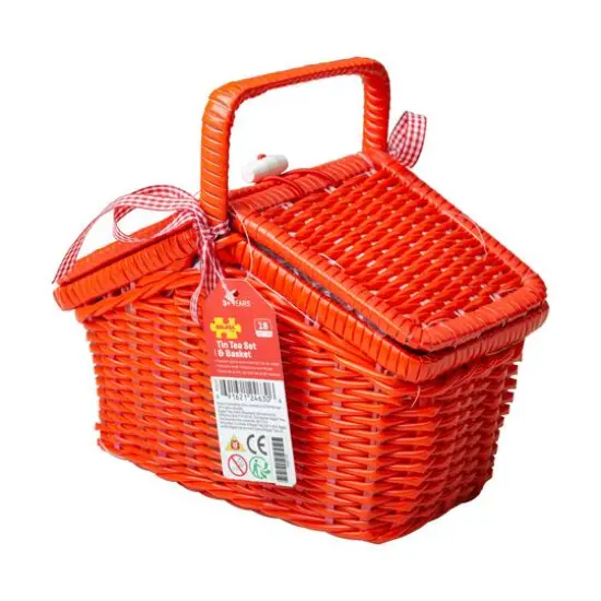 Tin Tea Set & Basket {1}
