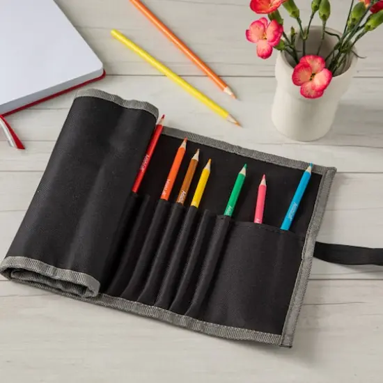 Pencil Roll by Artist&rsquo;s Loft&trade; Fundamentals&trade; {3}