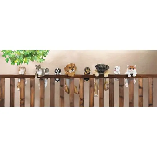 11" Climbing Chip Squirrel D&eacute;cor {5}