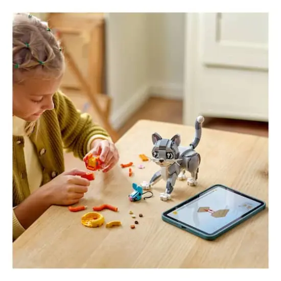 LEGO&reg; Creator&trade; 3in1 Playful Cat {6}